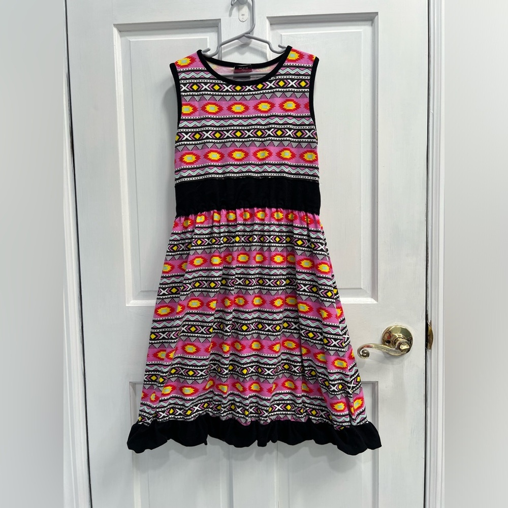 ANN LOREN Aztec Geometric Pink Black Yellow Red Dress SIZE 9/10 GIRLS PreLoved